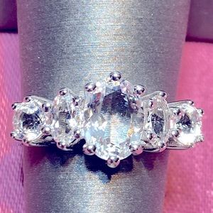 Oval & Round Crystal Quartz Ring